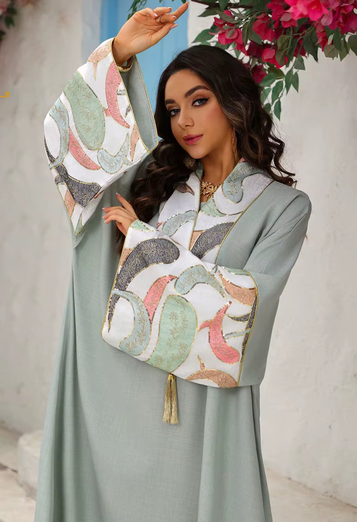 Detailed abaya dress